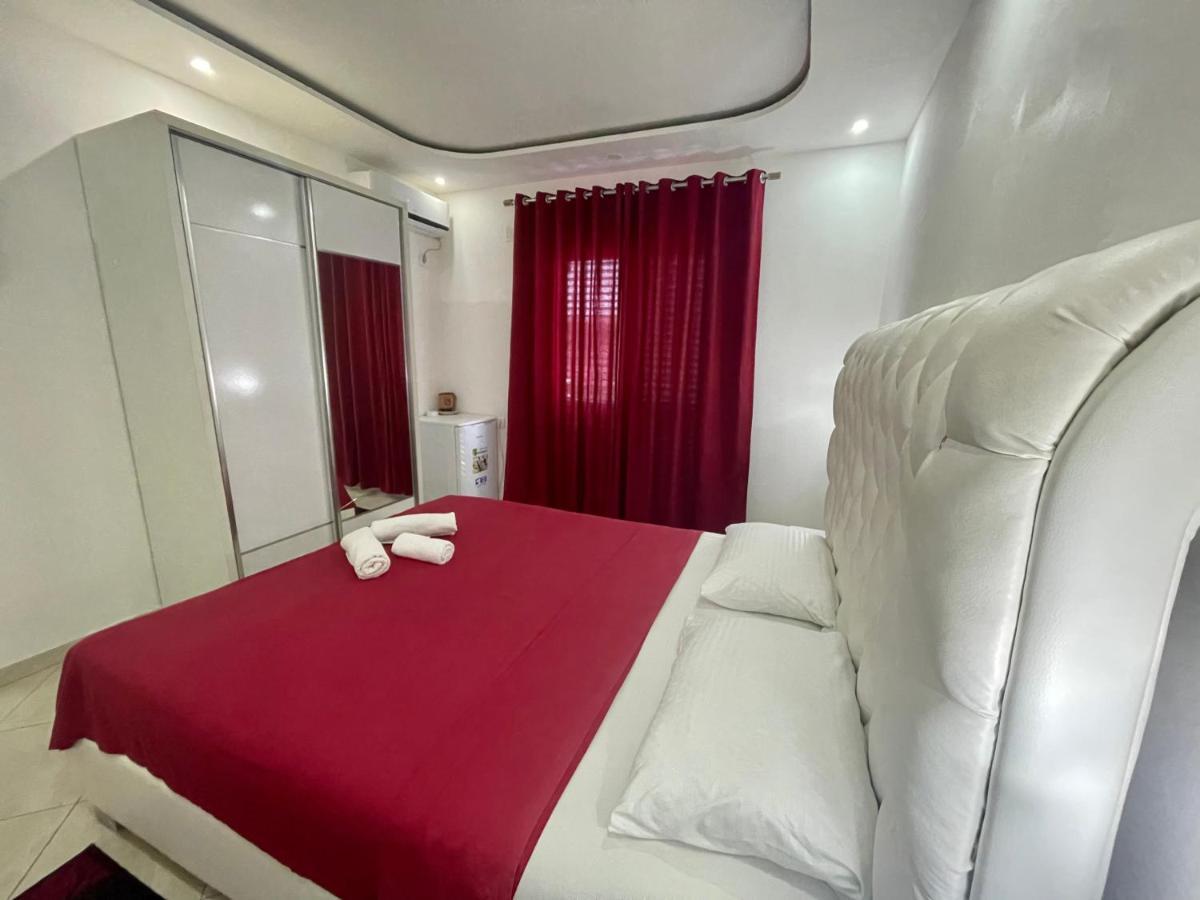 Queen Kodre Apartments 울친 외부 사진