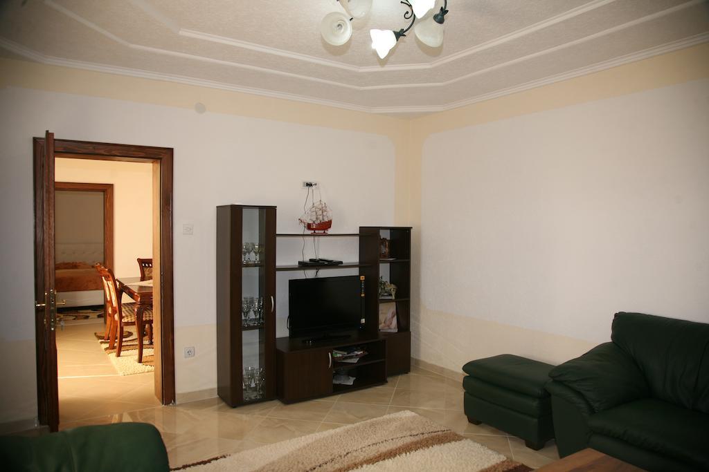 Queen Kodre Apartments 울친 객실 사진